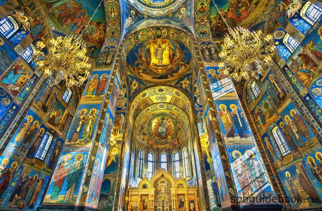 Фото интерьера храма Спаса на Крови в Санкт-Петербурге.