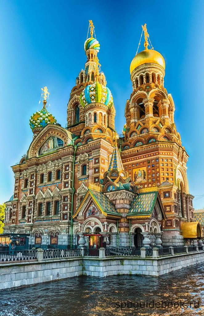 Фото храма Спаса на Крови в Санкт-Петербурге.
